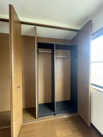 須磨本町1丁目戸建の収納