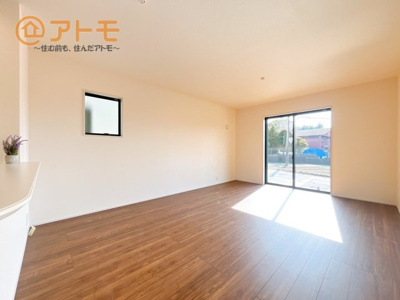 【居間・リビング】 | 富士宮市宮原2期　新築戸建て　全1棟