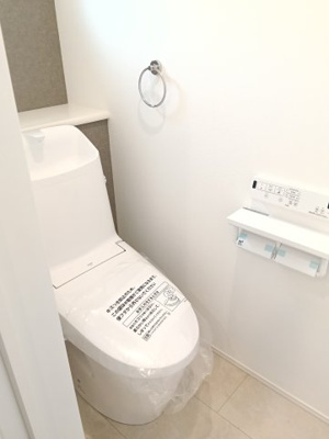 【トイレ】 | 保土ヶ谷区今井町-２号棟 | ゆったりとした空間のトイレです