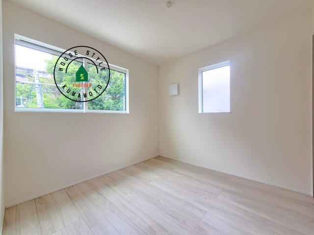 熊本市中央区壷川1丁目第1-2棟（2号棟）の内観：施工例|採光良好な洋室は全居室、複層ガラスの遮熱効果と断熱効果で、一年中快適に過ごせます。