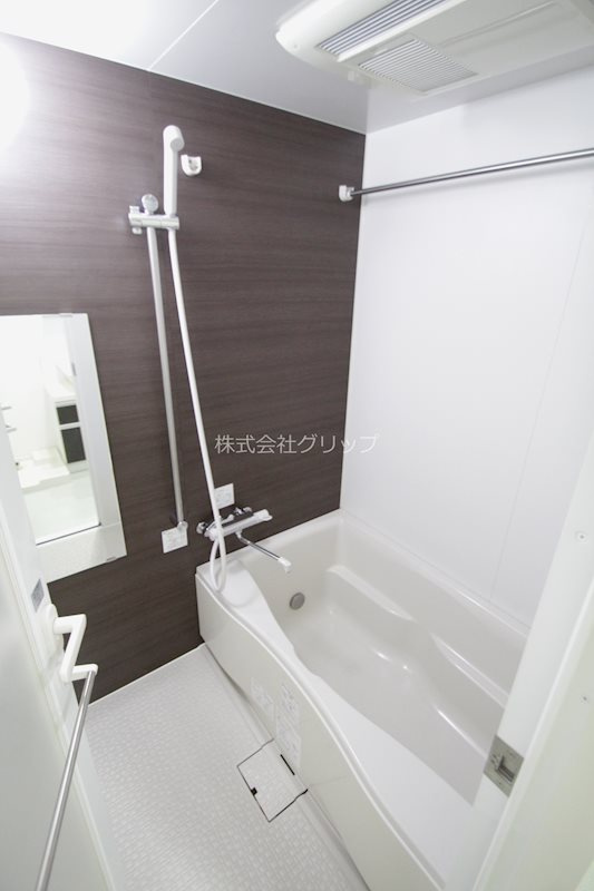 プレディアスタイル横濱沢渡の浴室