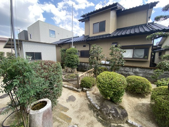 【庭】 | 北区楡木5丁目