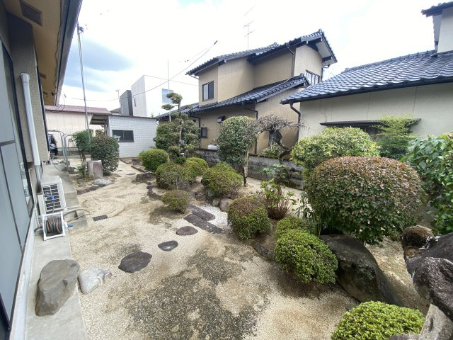 【庭】 | 北区楡木5丁目