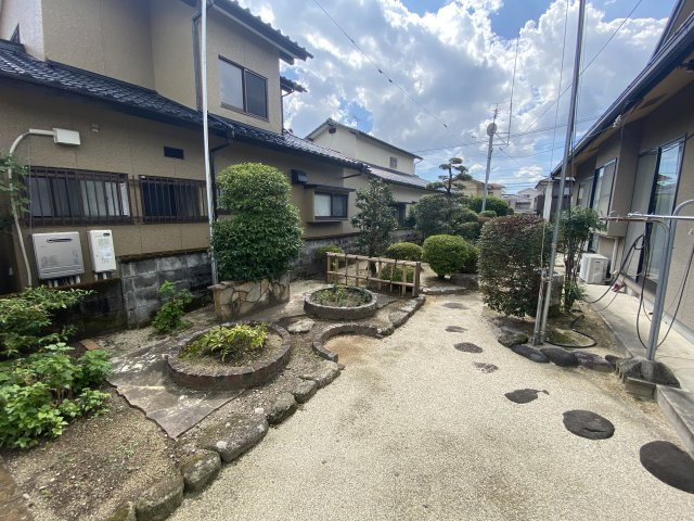 【庭】 | 北区楡木5丁目