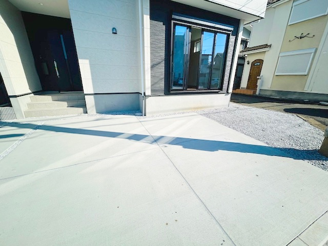 高座郡寒川町中瀬　新築戸建の駐車場|駐車スペース◇