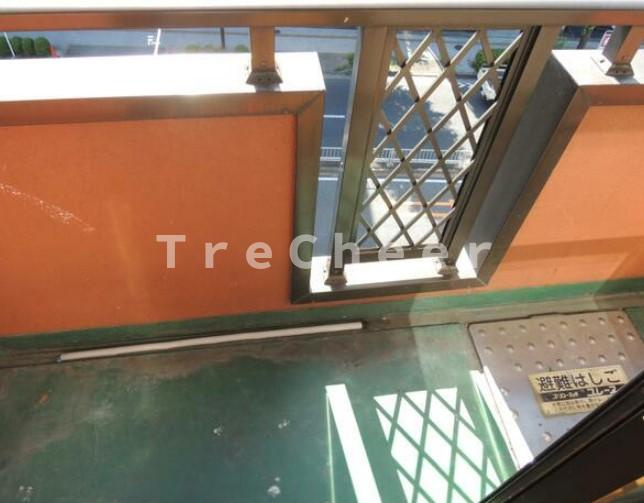 高橋ビルのバルコニー