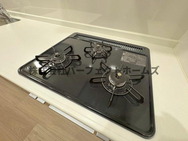 長尾元町3丁目戸建　賃貸のキッチン|お料理しやすいキッチンです