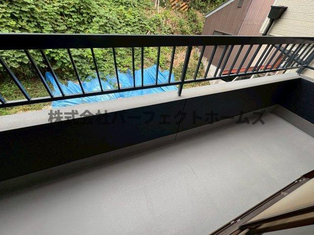 長尾元町3丁目戸建　賃貸のバルコニー|落ち着いた時間を過ごせるバルコニーです