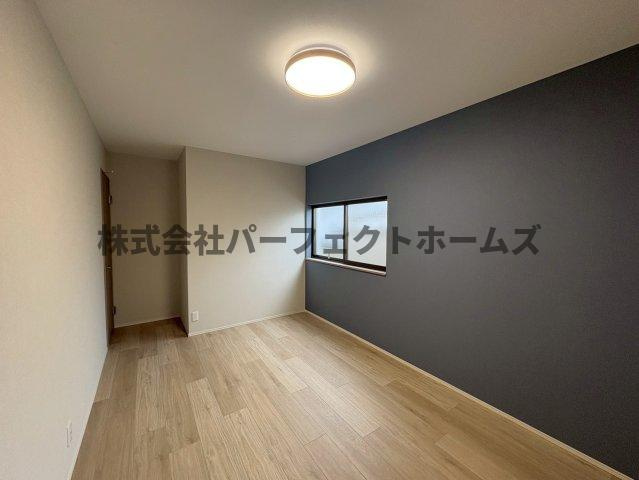 長尾元町3丁目戸建　賃貸の居間・リビング|こちらの居間で趣味の時間をお楽しみください