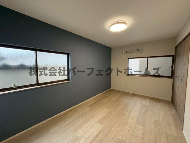 長尾元町3丁目戸建　賃貸の居間・リビング|おしゃれな居間です