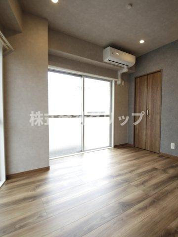 サンビューハイツ市ヶ尾の洋室
