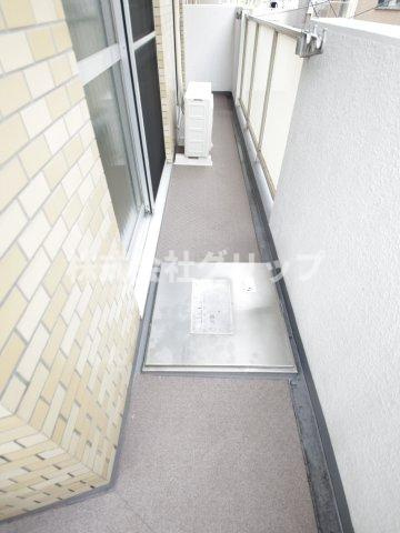 サンビューハイツ市ヶ尾のバルコニー