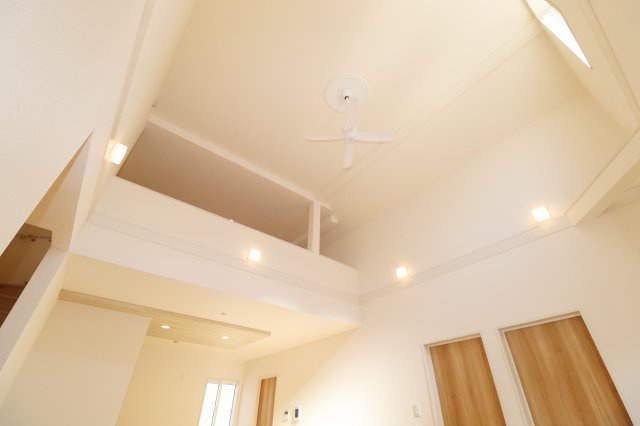 郡山市芳賀３丁目　　　２号棟　　　芳賀小学校、郡山第４中学区の外観パース|北側から見た区画全体外観ＣＧパース