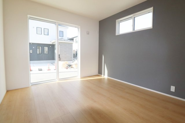 郡山市芳賀３丁目　　　２号棟　　　芳賀小学校、郡山第４中学区の洋室|※同社施工例