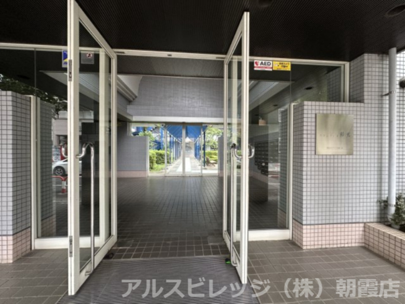 グランフィル和光のエントランス