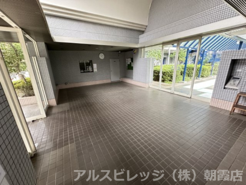 グランフィル和光のエントランス