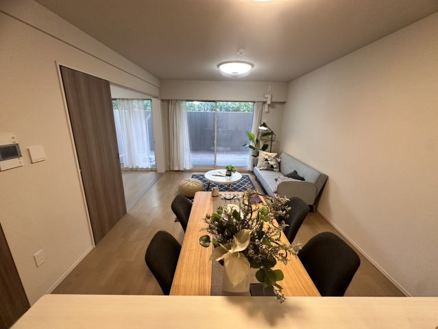 桜区田島3丁目分譲賃貸マンションの居間・リビング