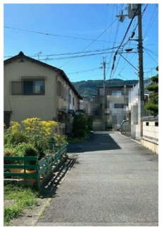【前面道路含む現地写真】