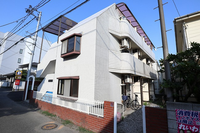 メゾン昭島の外観