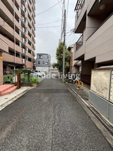 アルス朝霞の周辺