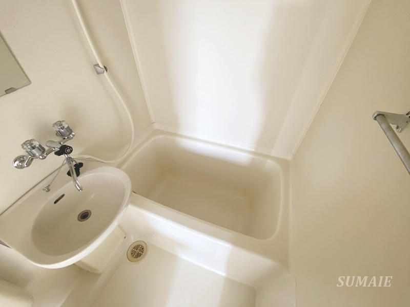 大宮エンゼルハイツの浴室|バスルームです☆