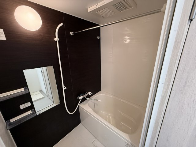 ファーストモダン池田の浴室