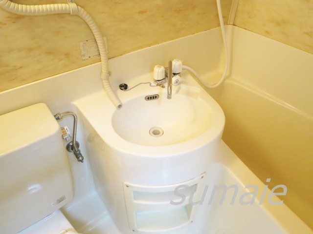 大扇ビルの洗面所|洗面台ついていますよ♪