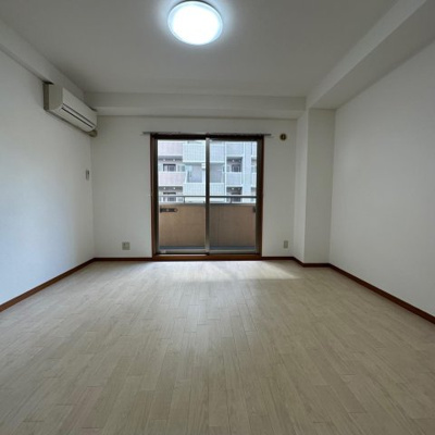 【寝室】 | クルーズイン