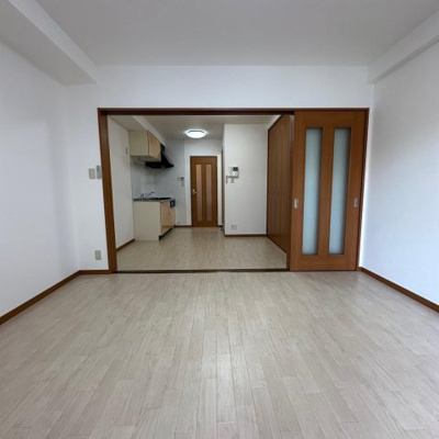 【洋室】 | クルーズイン