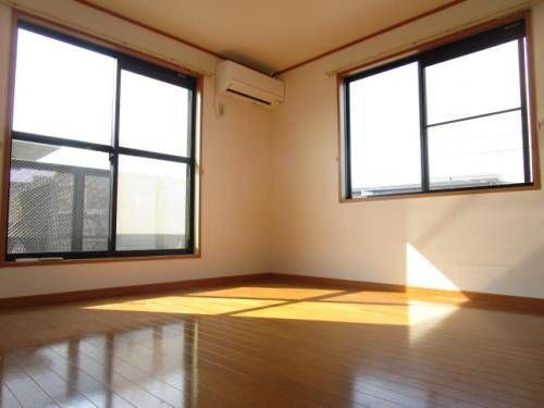 アーバンホームズの寝室