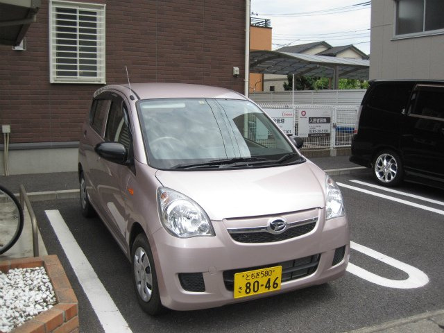 ヴィエルジュの駐車場