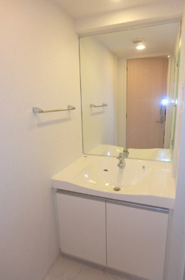 【独立洗面台】 | エスティメゾン錦糸町Ⅱ