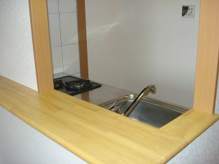 メゾン・ルナベリーのキッチン|カウンターキッチン