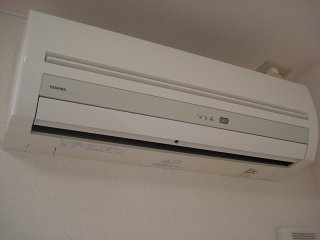 メゾン・ルナベリーの設備|エアコン