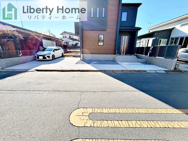 水戸市見和3丁目1期　新築戸建の駐車場