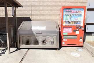 【その他共用部分】 | D-Room Saigou | ゴミストッカー