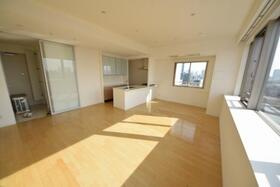 ＬａＳａｎｔｅ麻布十番の居間・リビング