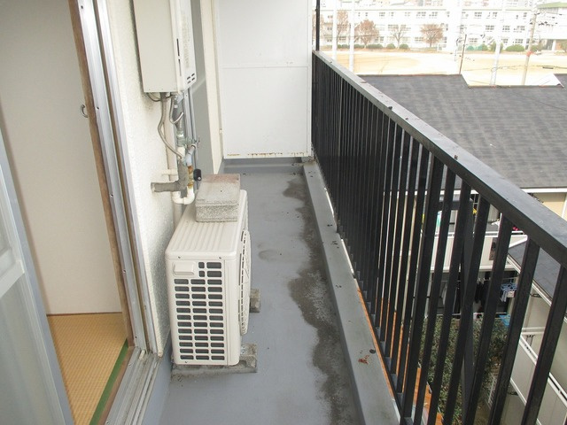 【バルコニー】 | 日当たりの良いバルコニーです