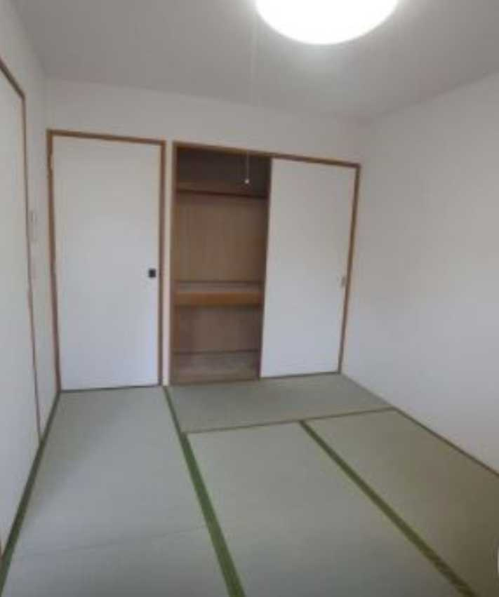 プロスパー世田谷A棟　オートロック　トランクルーム　ファミリー向けの内装