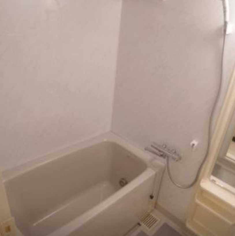 プロスパー世田谷A棟　オートロック　トランクルーム　ファミリー向けの浴室