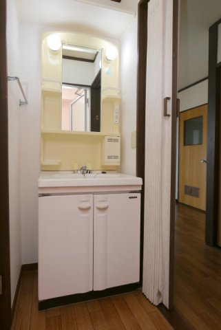 メゾン中川の洗面所|メゾン中川301号室