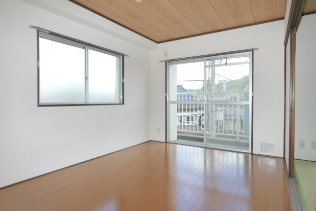 メゾン中川の洋室|メゾン中川301号室