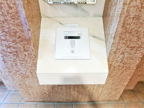 ライオンズマンション皆賀のその他|オートロック　※2023年8月撮影