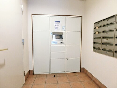 ライオンズマンション皆賀のその他|宅配ボックス・メールボックス　※2023年8月撮影