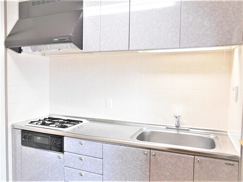 ライオンズマンション皆賀のキッチン|システムキッチン　※2019年9月撮影