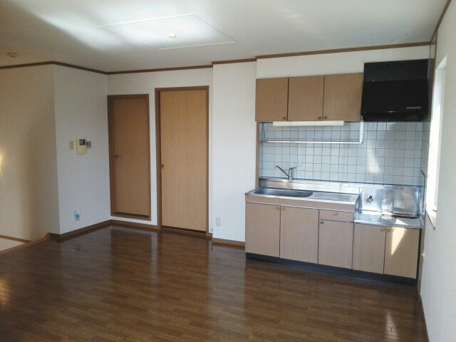 サンプレイス八木の居間・リビング|こちらのリビングで趣味の時間をお楽しみください