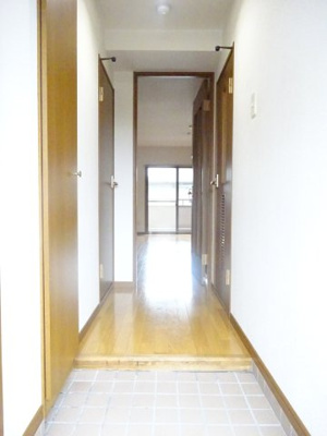 【玄関】 | レナジア陽東A棟 | ＊イメージです