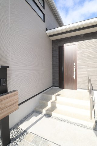 郡山市芳賀３丁目　　　６号棟　　　芳賀小学校、郡山第４中学区の玄関