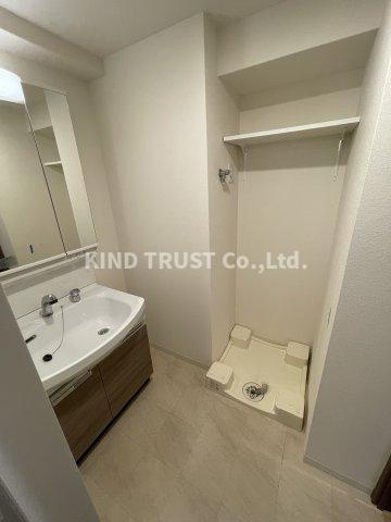 プレサンス梅田東クォーレの洗面所|広い洗面スペース