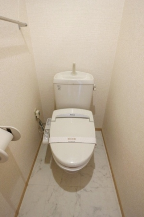 セゾンのトイレ|温水洗浄暖房便座